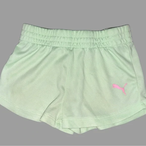 Puma Performance T-Shirt & Shorts Set | Toddler Girl | 12
Months | Like New - Picture 4 of 5